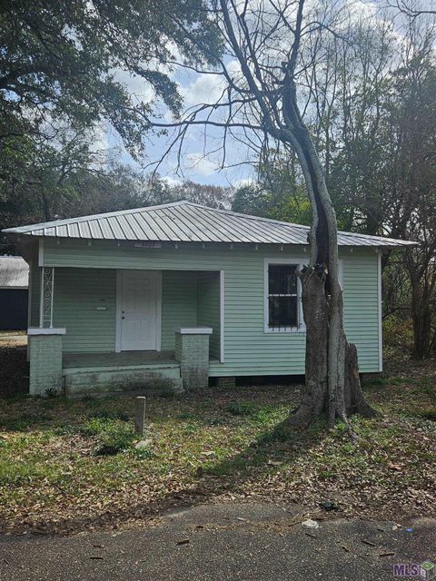 Photo of 3262 Hiawatha St St, Baton Rouge, LA 70805 (MLS # BR2026003527)