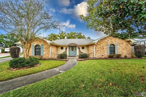 Photo of 110 Colyell Dr Dr, Houma, LA 70363 (MLS # BY2025021840)