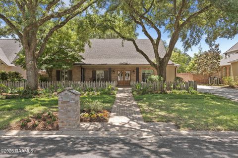 Photo of 107 N Lemans Street, Lafayette, LA 70503 (MLS # 2600003719)