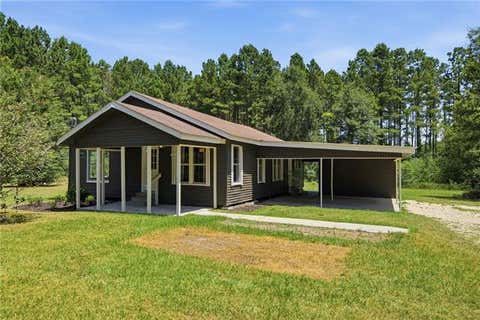 Photo of 1402 Neches Street ST, Bogalusa, LA 70427 (MLS # NO2573310)