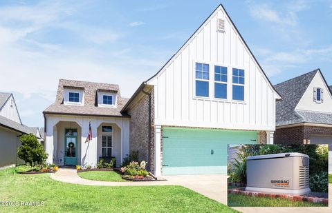Photo of 210 Santander Drive, Youngsville, LA 70592 (MLS # 2600004305)