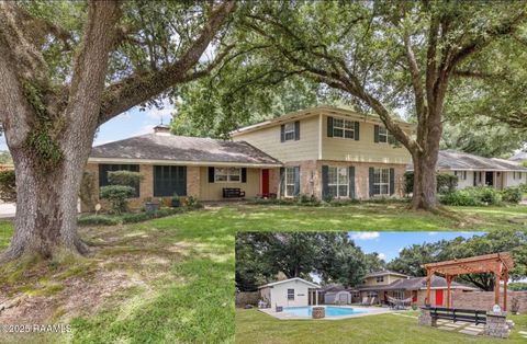 Photo of 301 Broadmoor Boulevard, Lafayette, LA 70503 (MLS # 2500000154) Photo of 301 Broadmoor Boulevard, Lafayette, LA 70503 (MLS # 2500000154)