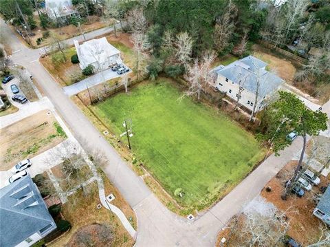 Photo of 637 Ramon Street St, Mandeville, LA 70448 (MLS # NO2543608)