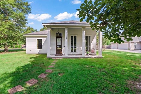 Photo of 600 Colbert Street ST, Mandeville, LA 70448 (MLS # NO2559714)