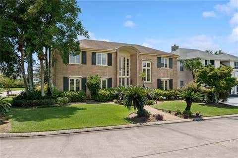 Photo of 77 Lakewood Estates Drive Dr, New Orleans, LA 70131 (MLS # NO2569685)