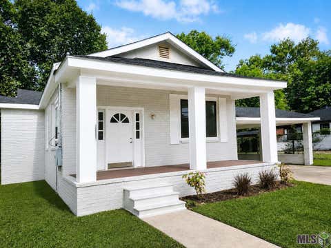 Photo of 2244 Georgia St St, Baton Rouge, LA 70802 (MLS # BR2026013937)