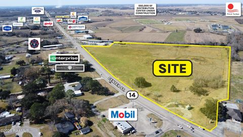 Photo of 1846 Center Street, New Iberia, LA 70560 (MLS # 25001147)