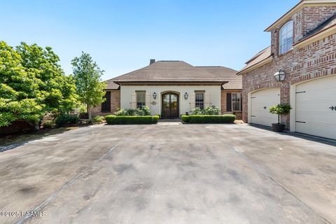 Photo of 105 Shinnecock Hills Drive, Broussard, LA 70518 (MLS # 25000958)