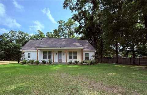 Photo of 20114 Milk Plant Road Rd, Loranger, LA 70446 (MLS # NO2555000)