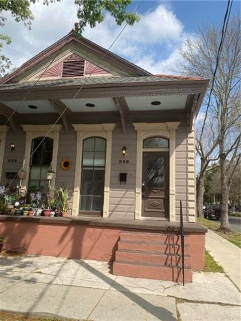 Photo of 240 Bermuda Street St, New Orleans, LA 70114 (MLS # NO2553195)