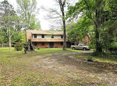 Photo of 40477 Crawford Landing Road, Slidell, LA 70461 (MLS # NO2551380)