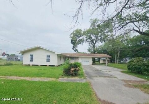 Photo of 112 N Hebert Avenue, Kaplan, LA 70548 (MLS # 2600003777)