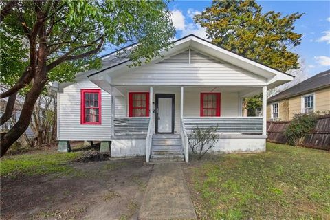 Photo of 821 C Avenue, Bogalusa, LA 70427 (MLS # NO2541563)