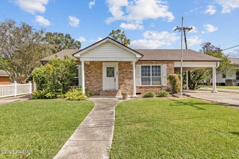 Photo of 311 S Morgan Avenue, Broussard, LA 70518 (MLS # 2500003538)