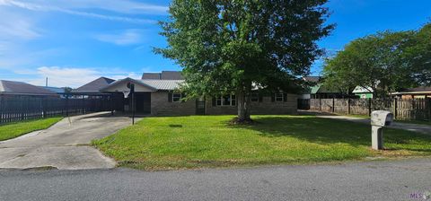 Photo of 108 David St ST, Pierre Part, LA 70339 (MLS # BY2026008571)