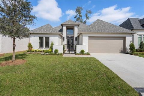 Photo of 4237 Cypress Point Drive Dr, Covington, LA 70433 (MLS # NO2554852)