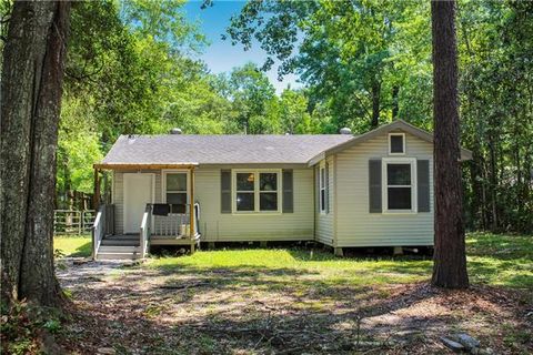 Photo of 72298 Ingram Street St, Covington, LA 70435 (MLS # NO2558012)