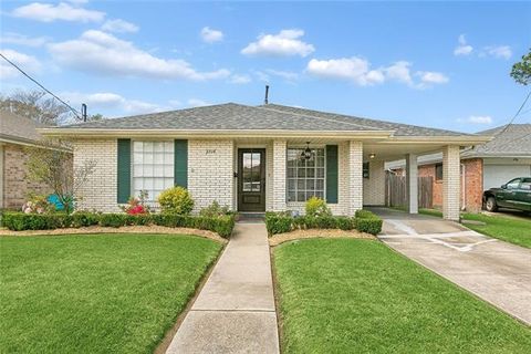 Photo of 3716 Lemon Street St, Metairie, LA 70006 (MLS # NO2546840)
