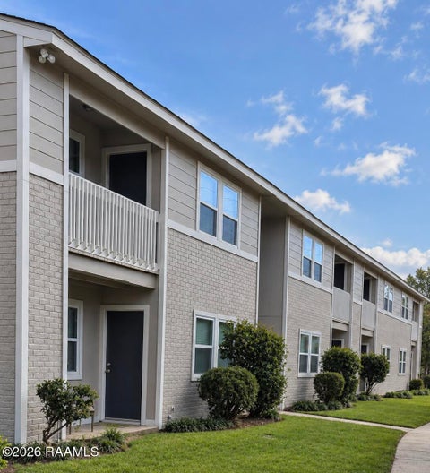Photo of 115 Sycamore Drive #140, Lafayette, LA 70506 (MLS # 2600009545)