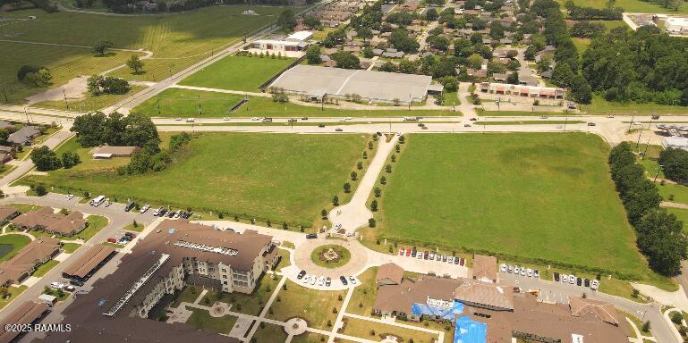 2000 Blk E Verot School Road C