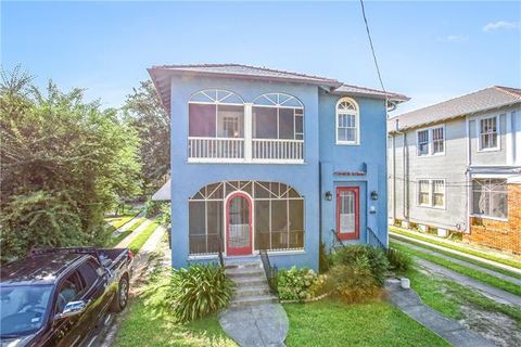 Photo of 1827 Pine Street St, New Orleans, LA 70118 (MLS # NO2555911)