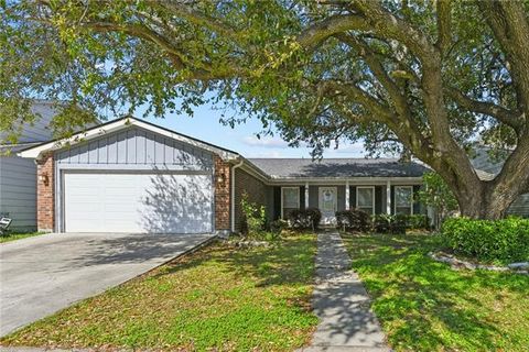 Photo of 1404 Drake Lane Ln, Gretna, LA 70056 (MLS # NO2549239)