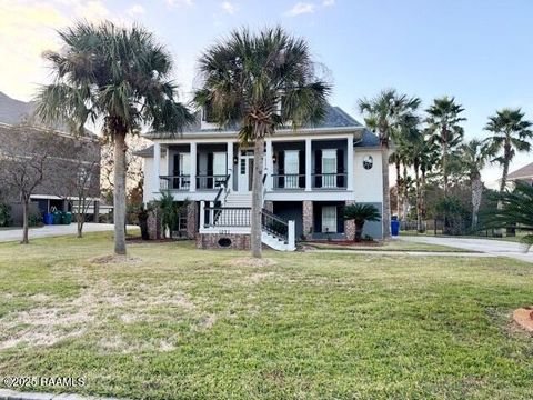 Photo of 1071 Peninsula Drive, Slidell, LA 70460 (MLS # 2500006401)