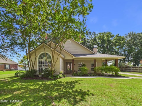 Photo of 118 Kentucky Lane, Lafayette, LA 70507 (MLS # 2600006323)