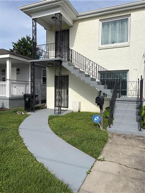 Photo of 4121 Duplessis Street St #C, New Orleans, LA 70122 (MLS # NO2551850)