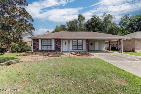 Photo of 136 Longfellow Drive, Lafayette, LA 70503 (MLS # 2500003773)