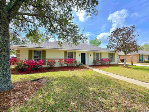 Photo of 10230 Azrok Ave Ave, Saint George, LA 70809 (MLS # BR2026004498)