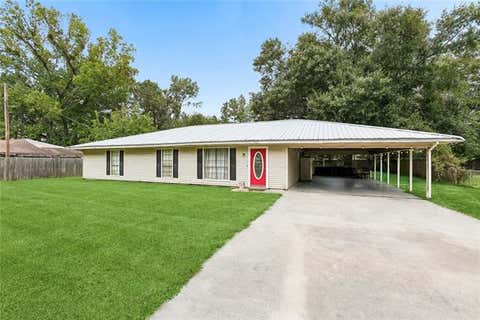 Photo of 30715 Adagio Lane Ln, Albany, LA 70711 (MLS # NO2571027)