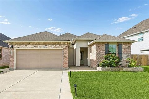 Photo of 13626 Marsala Court Ct, Baton Rouge, LA 70817 (MLS # NO2546749)
