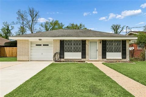 Photo of 2812 Dolores Drive Dr, Marrero, LA 70072 (MLS # NO2554692)