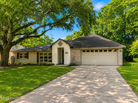 Photo of 200 S Mall Street, Lafayette, LA 70503 (MLS # 2600005657)