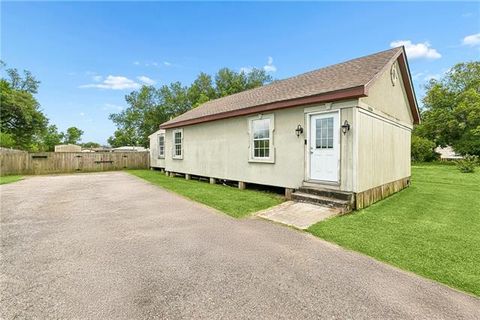 Photo of 14855 Old Spanish Trail Trail, Paradis, LA 70080 (MLS # NO2551318)