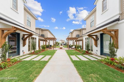 Photo of 115 Gaunt Lane #802a, Youngsville, LA 70592 (MLS # 2500000866)