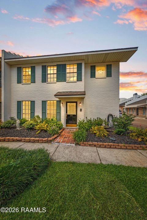 Photo of 305 Halcott Drive #121, Lafayette, LA 70503 (MLS # 2600006441)