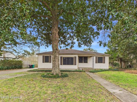 Photo of 154 Catherine Street, Lafayette, LA 70504 (MLS # 2600000225)