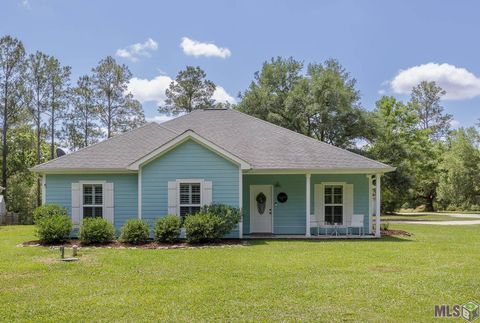 Photo of 73100 John Dr Dr, Abita Springs, LA 70420 (MLS # BR2026006894)