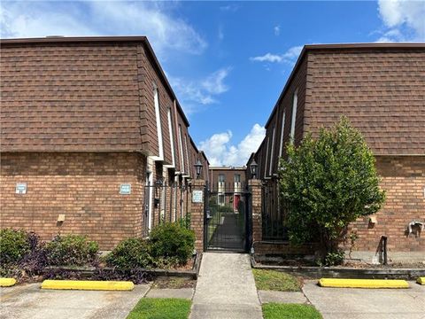 Photo of 4063 Division Street, Metairie, LA 70002 (MLS # NO2552189)