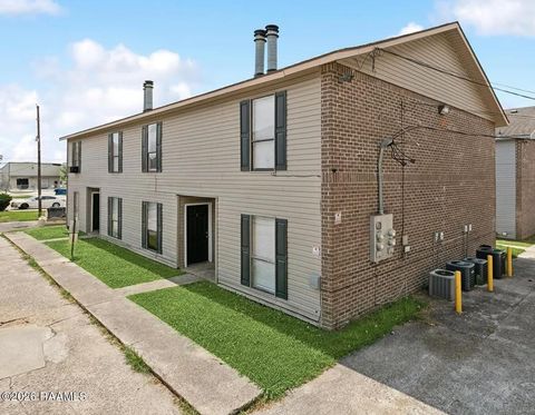 Photo of 1829 Southpointe Drive #3, Baton Rouge, LA 70808 (MLS # 2600000126)