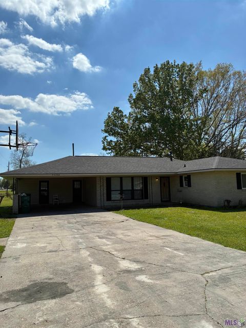 Photo of 20280 Texas St St, Livingston, LA 70754 (MLS # BR2026006015)