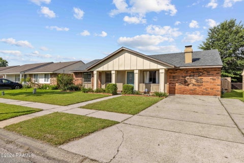 Photo of 303 Plaza Village Drive, Lafayette, LA 70506 (MLS # 2600005508)