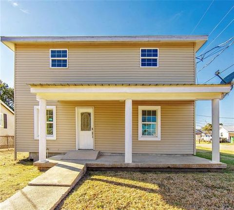 Photo of 524 Engeron Street St, Houma, LA 70363 (MLS # NO2539892)