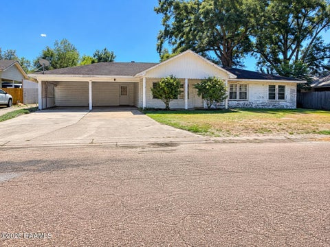 Photo of 1421 Amazon Street, Eunice, LA 70535 (MLS # 2600009637)