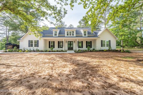 Photo of 7325 E 28 Louisiana Highway, Pineville, LA 71360 (MLS # 2600003342)
