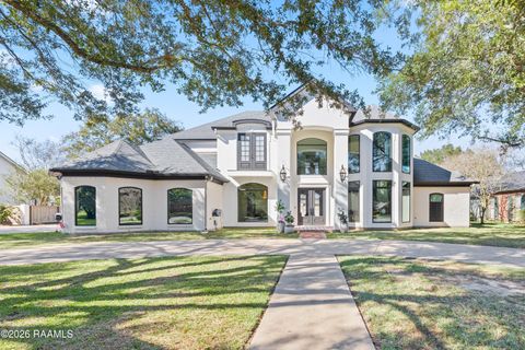 Photo of 504 W Bayou Parkway, Lafayette, LA 70503 (MLS # 2600000196)