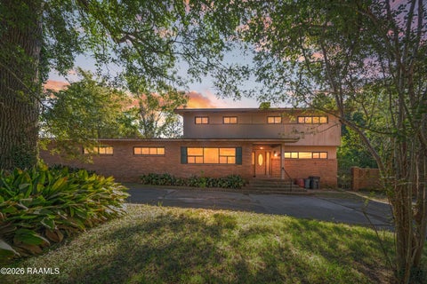 Photo of 2 Oak Glen Drive, Lafayette, LA 70503 (MLS # 2600008968)