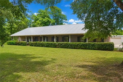 Photo of 1403 Fairfield Road, Dry Prong, LA 71423 (MLS # CN2557135)